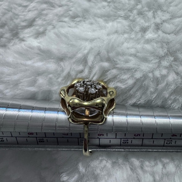 Gold Diamond Floral Ring 18k - Picture 3 of 8